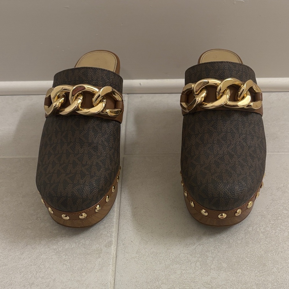 Brown Clogs with Gold Chain Detail